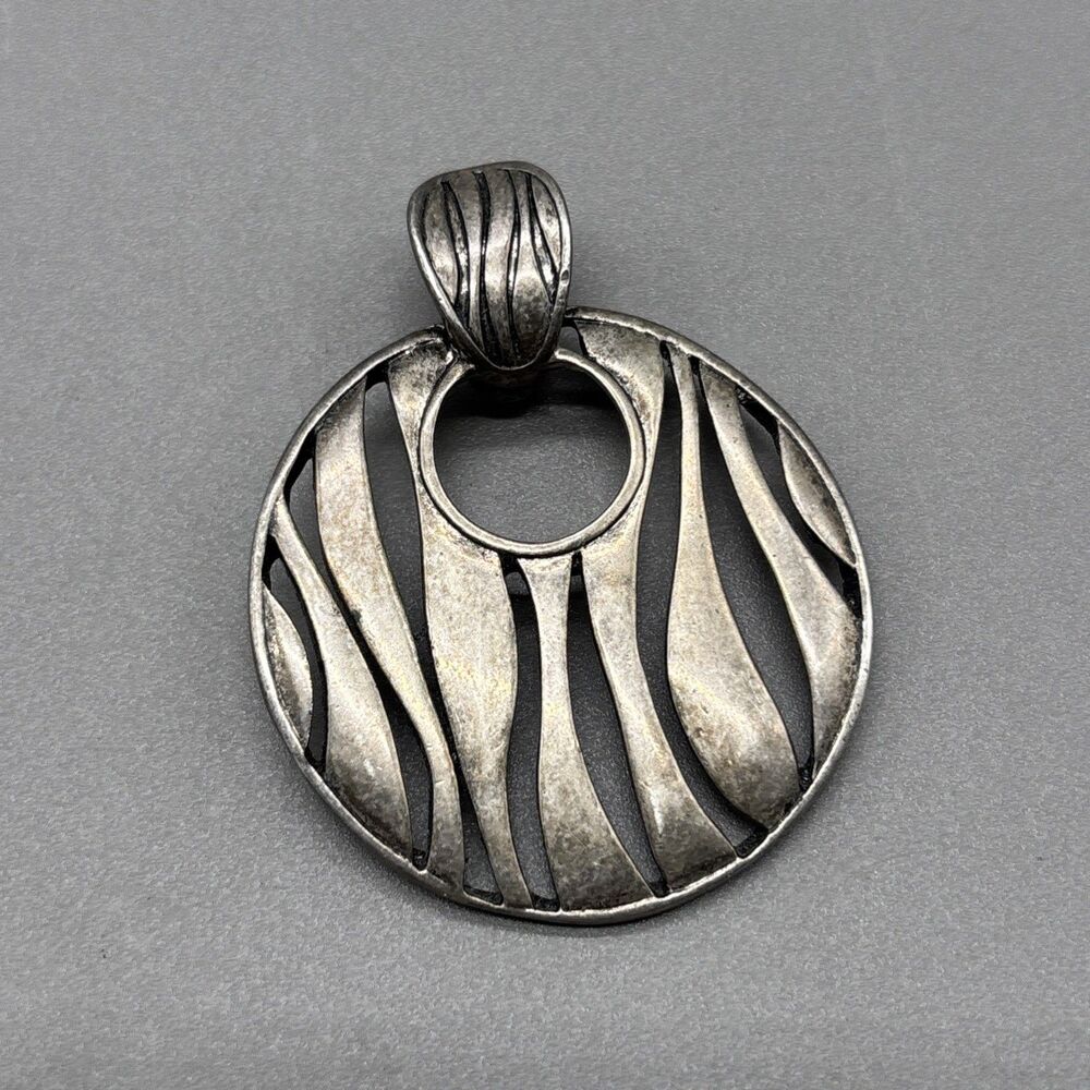 Premier Designs Silver Plate Pendant Abstract Zebra Stripe Magnetic Hinged Bail